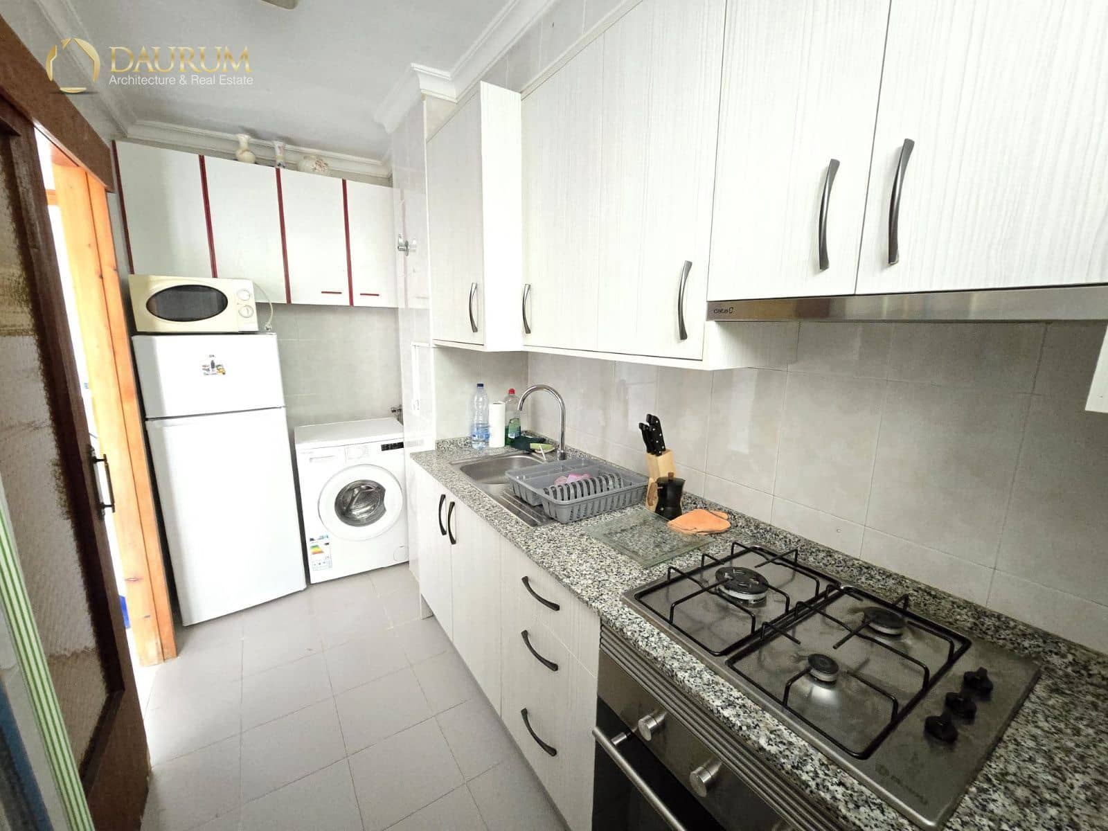 3 bedroom Flat for sale in Benidorm with pool garage - € 180,000 (Ref: 9844444)