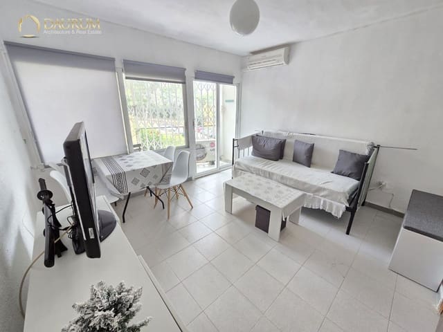 3 Zimmer Wohnung zu verkaufen in Benidorm mit Pool Garage - 180.000 € (Ref: 9844444)