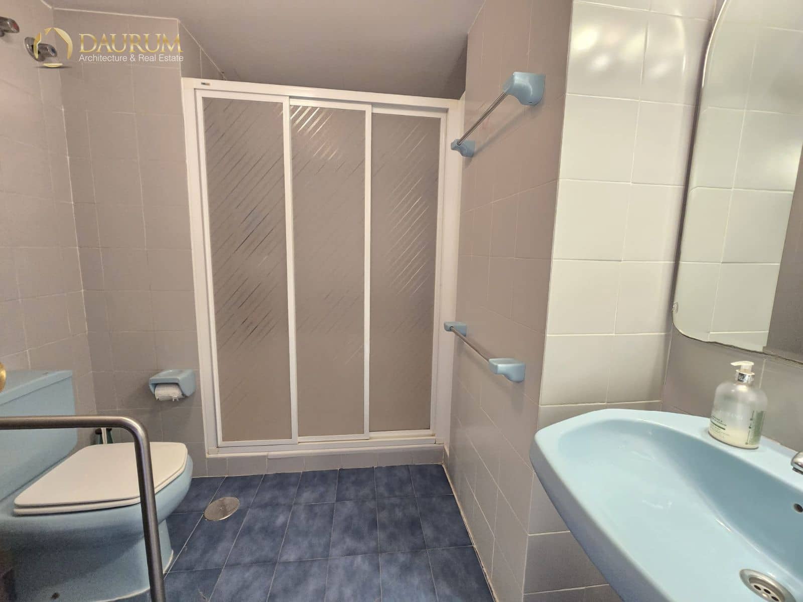4 bedroom Flat for sale in Benidorm with pool garage - € 479,000 (Ref: 9844445)