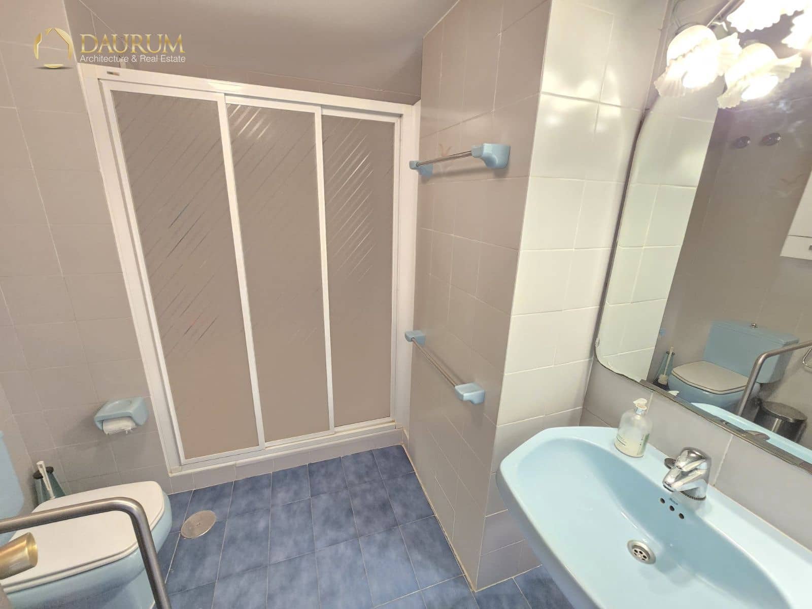 4 bedroom Flat for sale in Benidorm with pool garage - € 479,000 (Ref: 9844445)