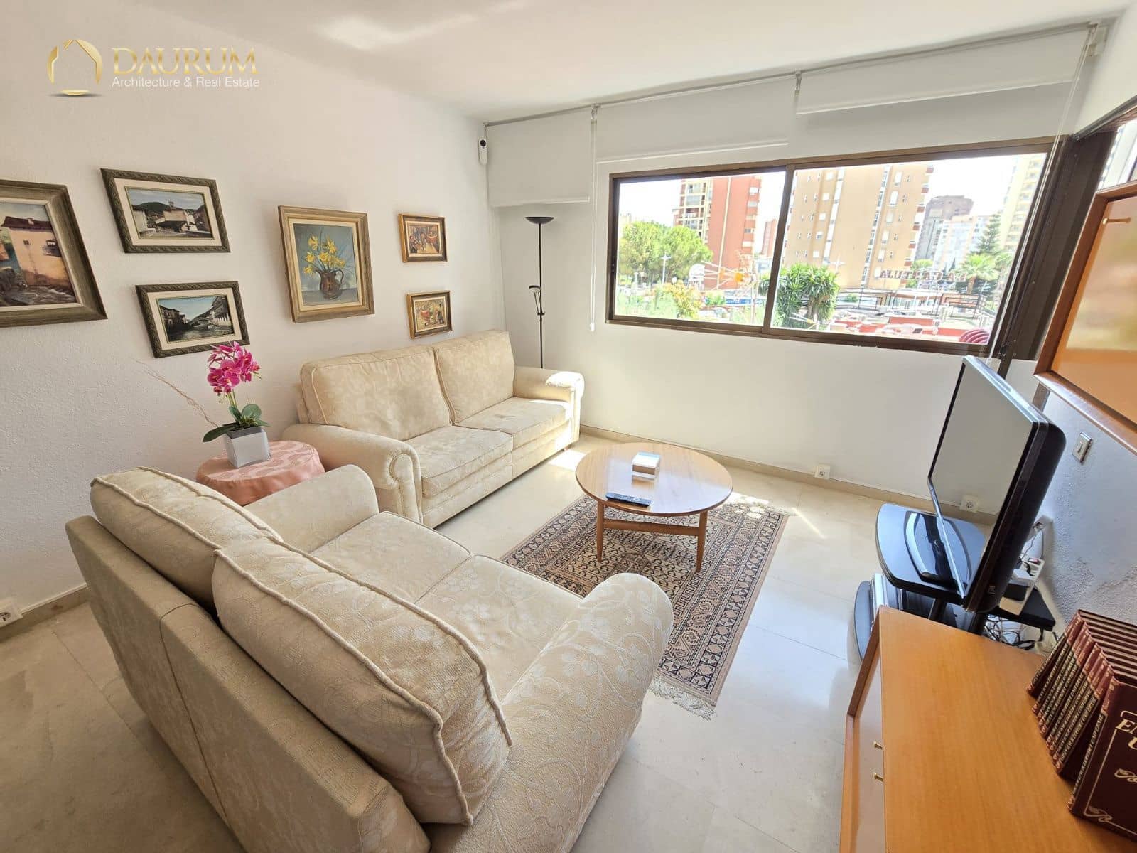 4 bedroom Flat for sale in Benidorm with pool garage - € 479,000 (Ref: 9844445)
