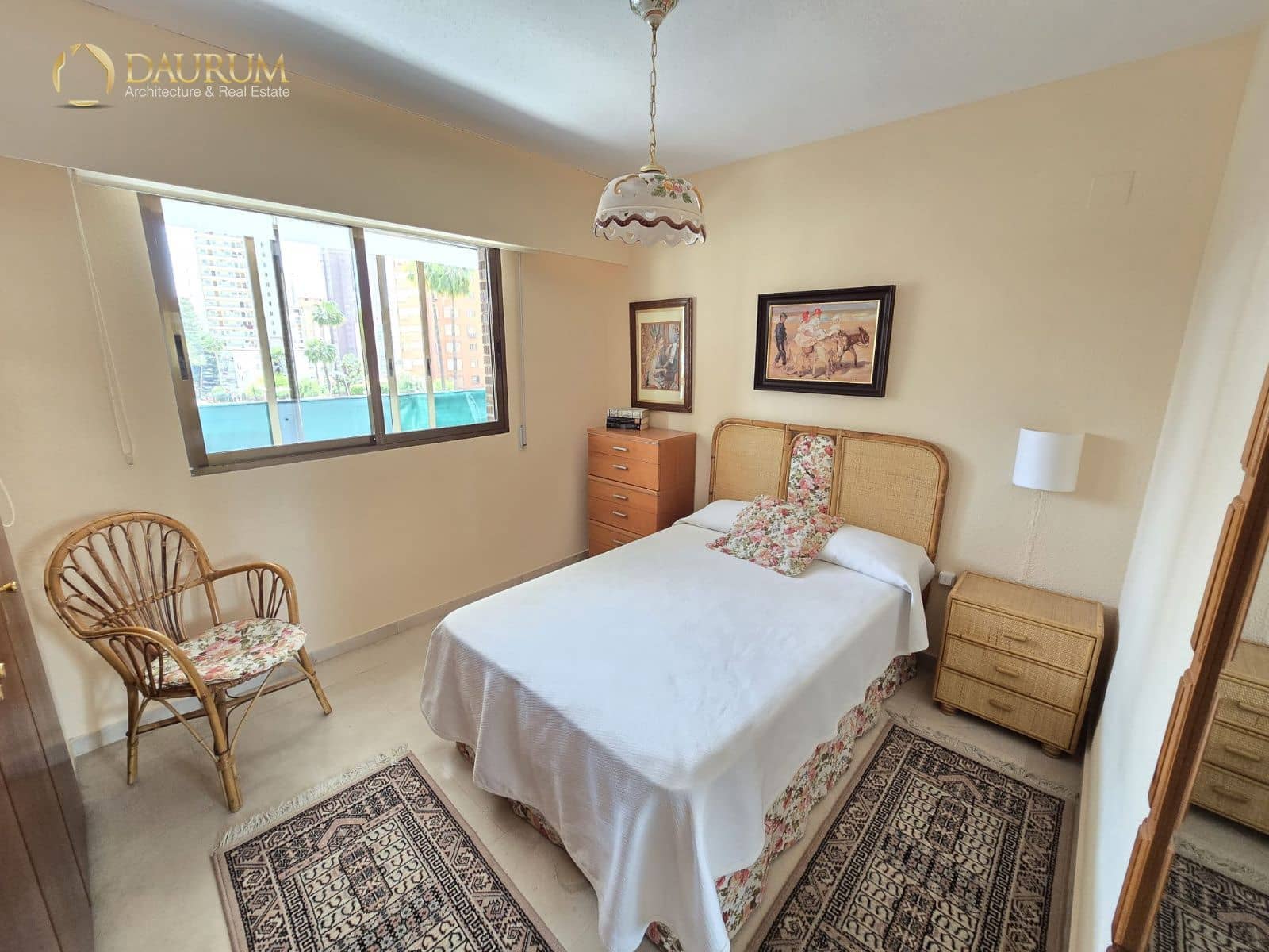 4 bedroom Flat for sale in Benidorm with pool garage - € 479,000 (Ref: 9844445)
