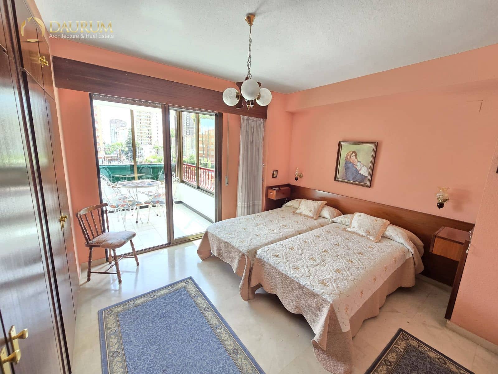 4 bedroom Flat for sale in Benidorm with pool garage - € 479,000 (Ref: 9844445)