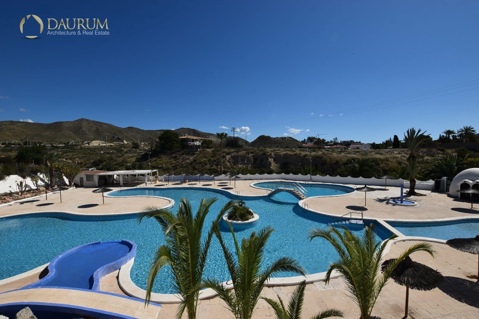 2 bedroom Townhouse for sale in El Campello with pool - € 239,000 (Ref: 9847785)