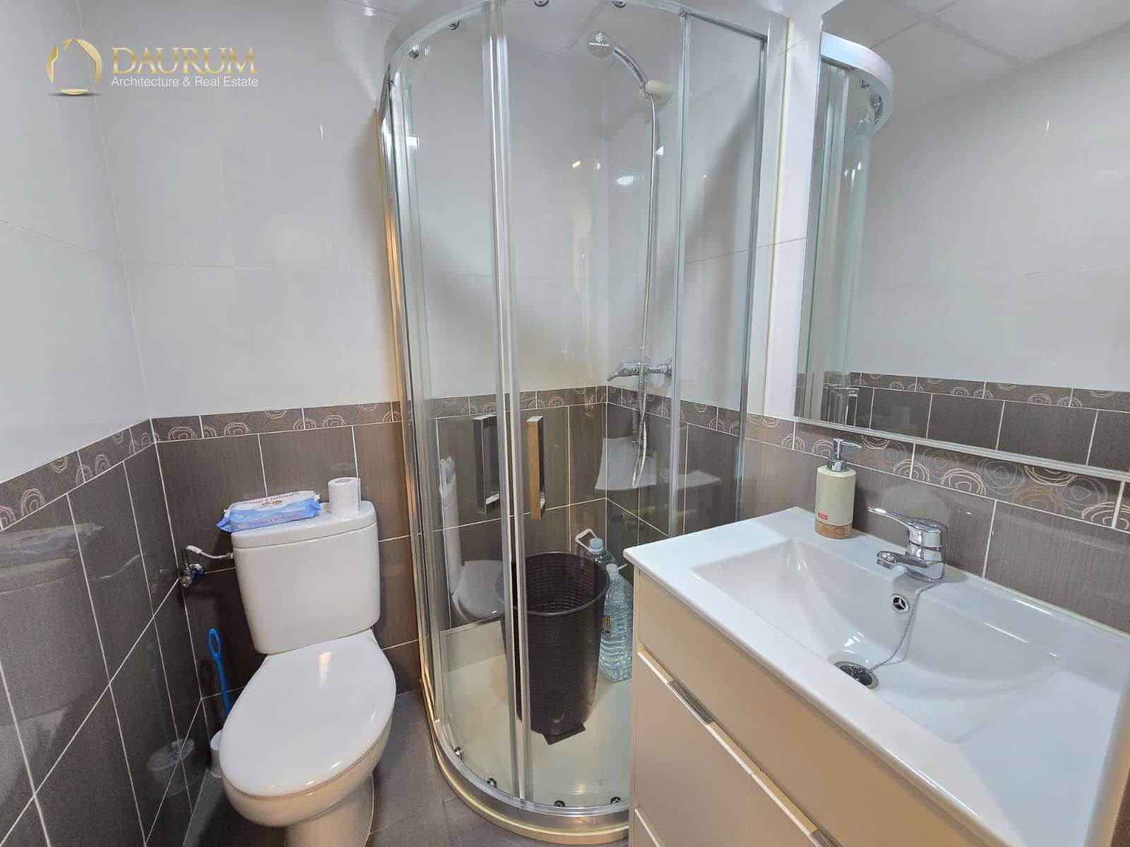 2 soveværelse Lejlighed til salg i Alicante by med garage - € 290.000 (Ref: 9847939)
