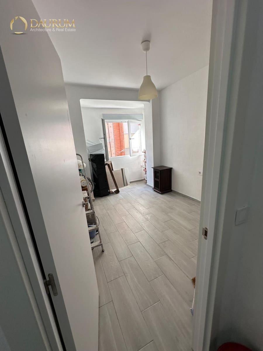 2 soveværelse Lejlighed til salg i Alicante by - € 134.980 (Ref: 9849979)