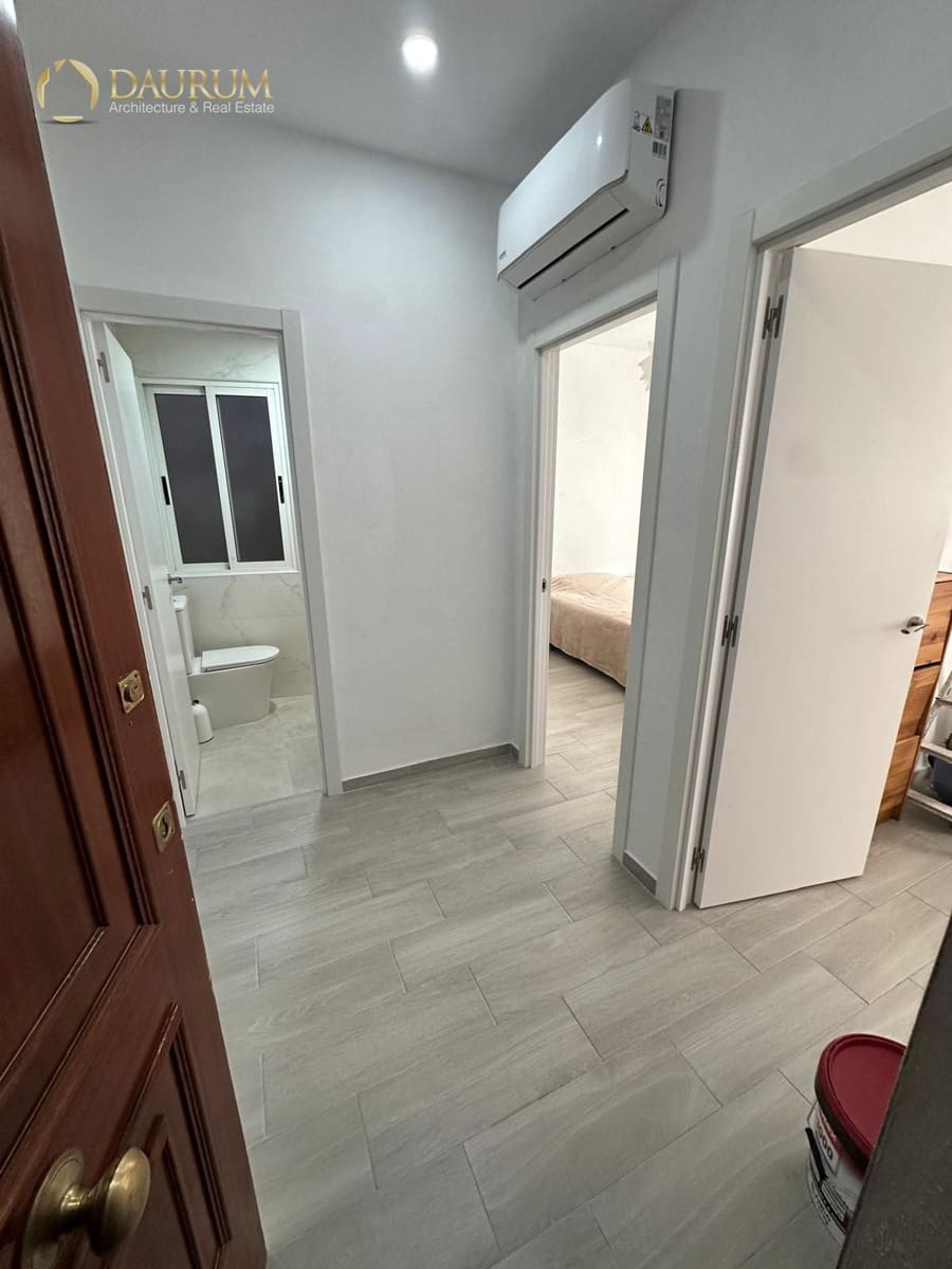 2 soveværelse Lejlighed til salg i Alicante by - € 134.980 (Ref: 9849979)