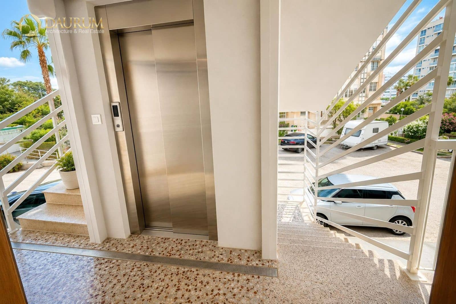 1 soveværelse Lejlighed til salg i Alicante by med swimmingpool garage - € 185.000 (Ref: 9850290)
