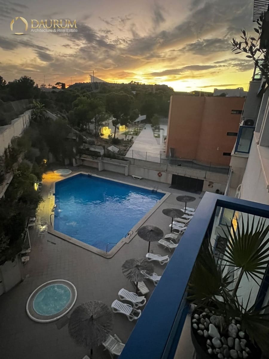 Piso de 2 habitaciones en Alicante / Alacant ciudad en venta con piscina garaje - 200.000 € (Ref: 9850441)