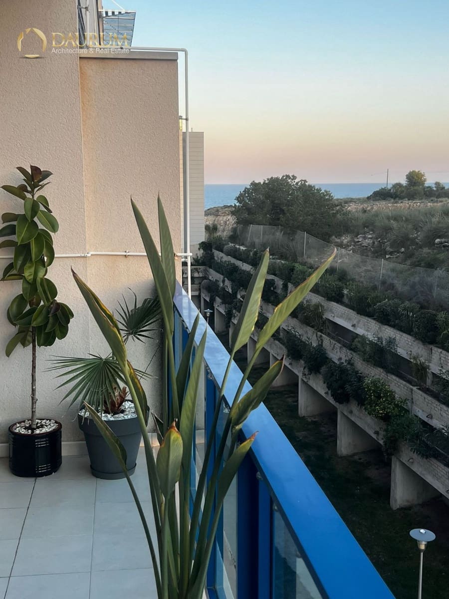 Piso de 2 habitaciones en Alicante / Alacant ciudad en venta con piscina garaje - 200.000 € (Ref: 9850441)