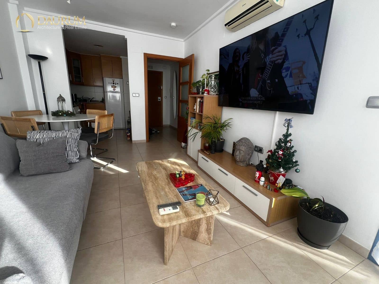 Piso de 2 habitaciones en Alicante / Alacant ciudad en venta con piscina garaje - 200.000 € (Ref: 9850441)