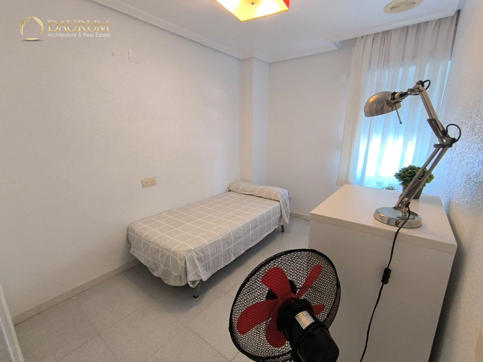 3 sypialnia Mieszkanie na sprzedaż w Arenales del Sol z basenem garażem - 417 000 € (Ref: 9854473)
