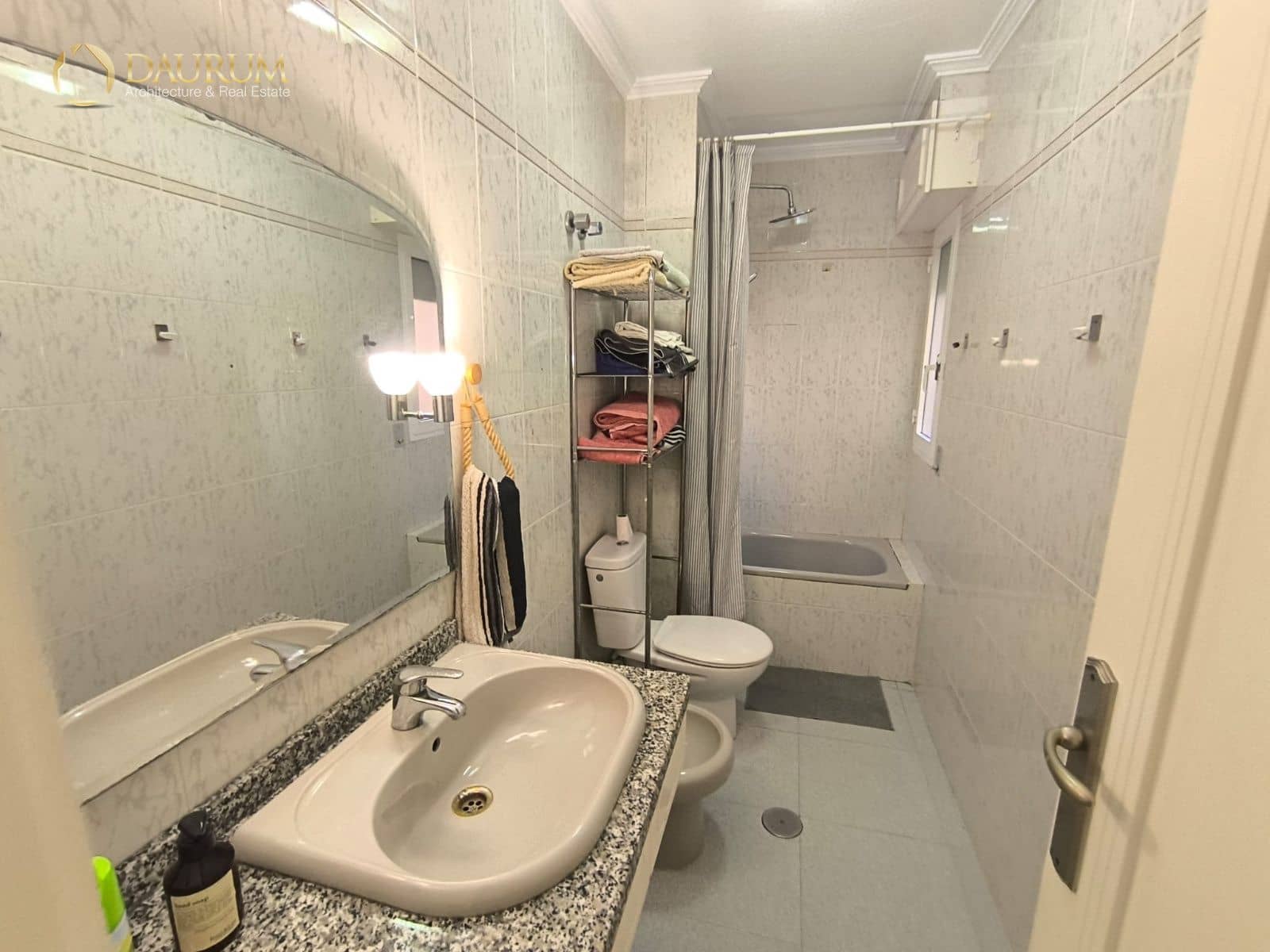 3 sypialnia Mieszkanie na sprzedaż w Arenales del Sol z basenem garażem - 417 000 € (Ref: 9854473)