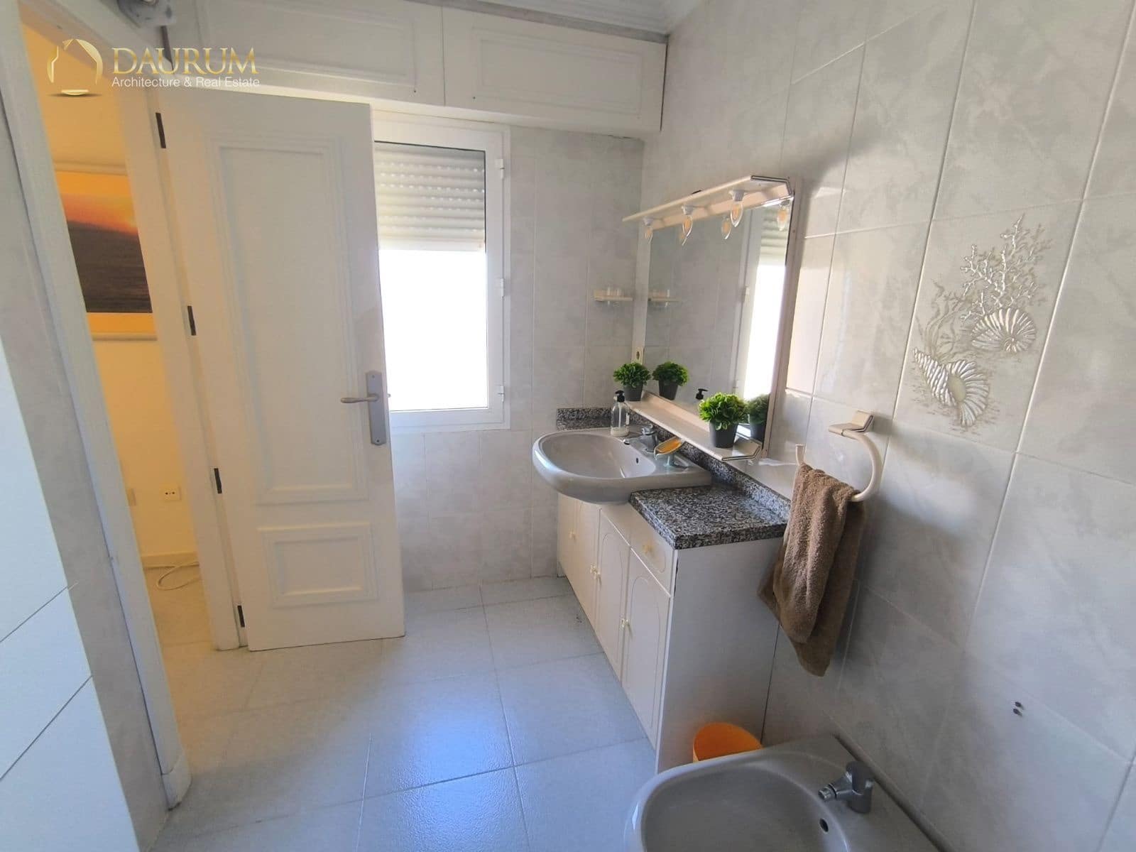 3 sypialnia Mieszkanie na sprzedaż w Arenales del Sol z basenem garażem - 417 000 € (Ref: 9854473)