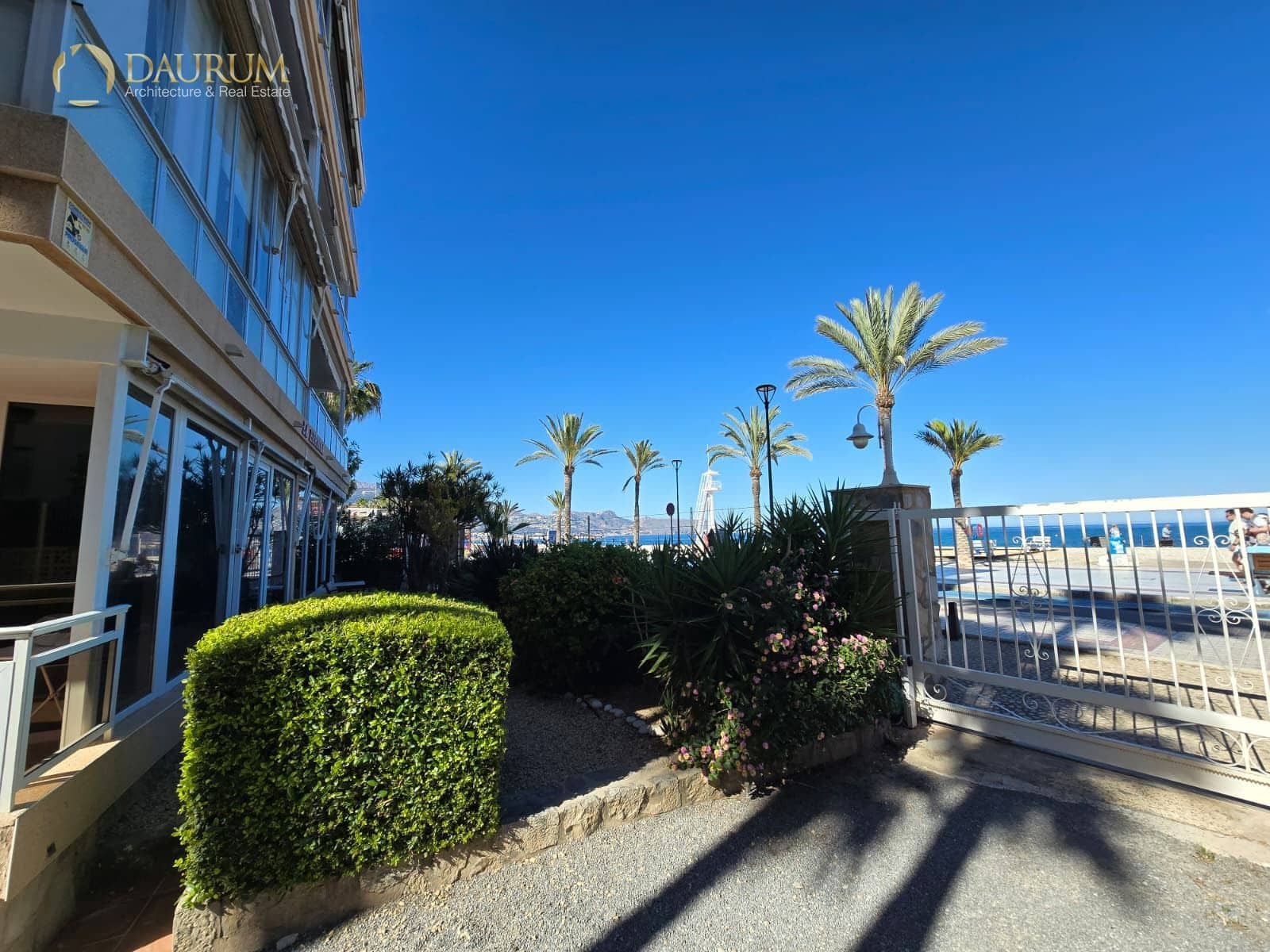 2 bedroom Flat for sale in Albir with garage - € 535,000 (Ref: 9860893)