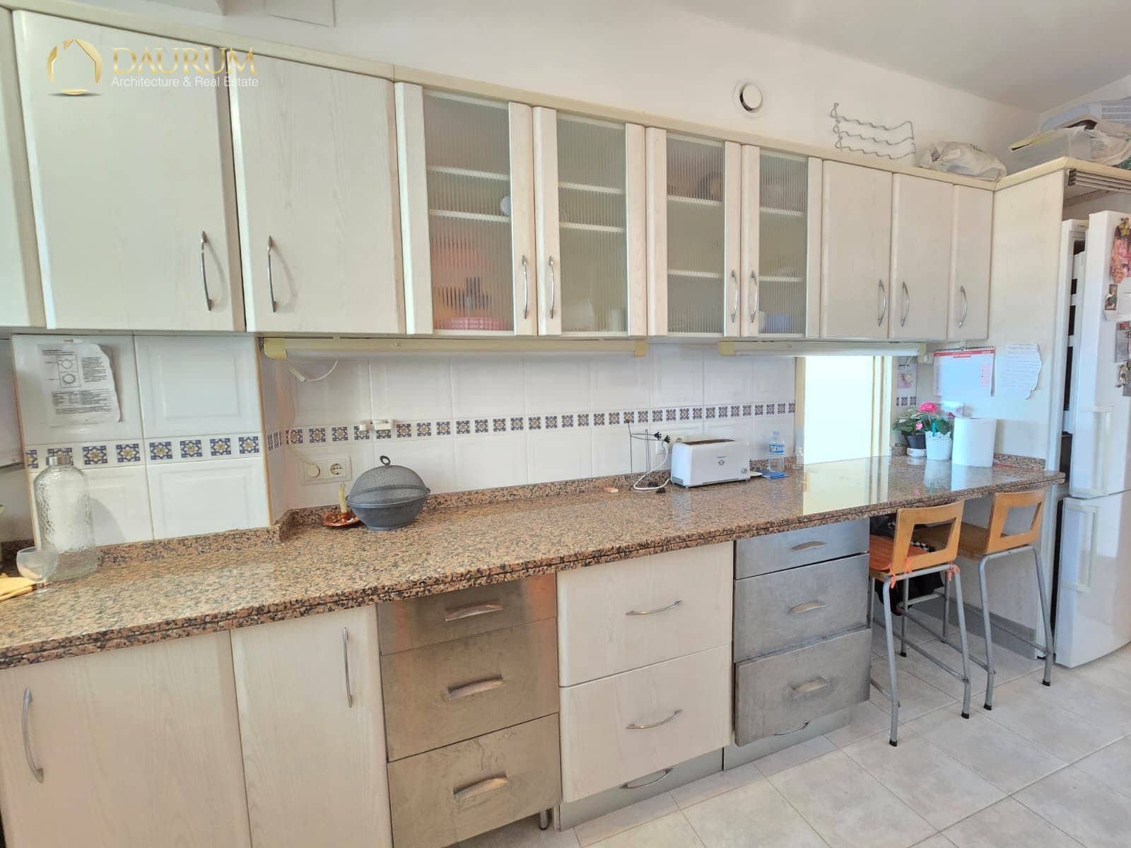2 bedroom Flat for sale in Albir with garage - € 535,000 (Ref: 9860893)