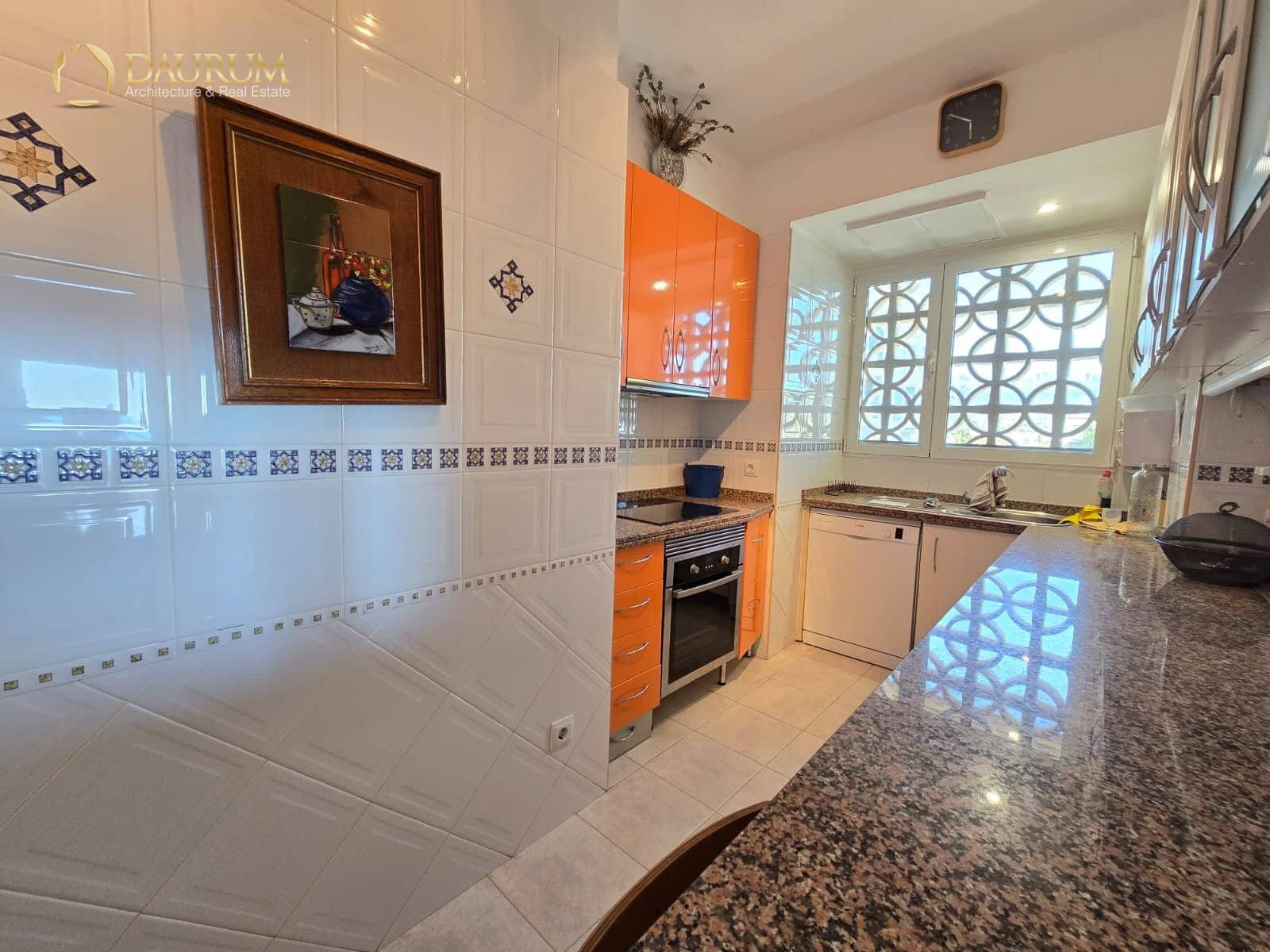 2 bedroom Flat for sale in Albir with garage - € 535,000 (Ref: 9860893)