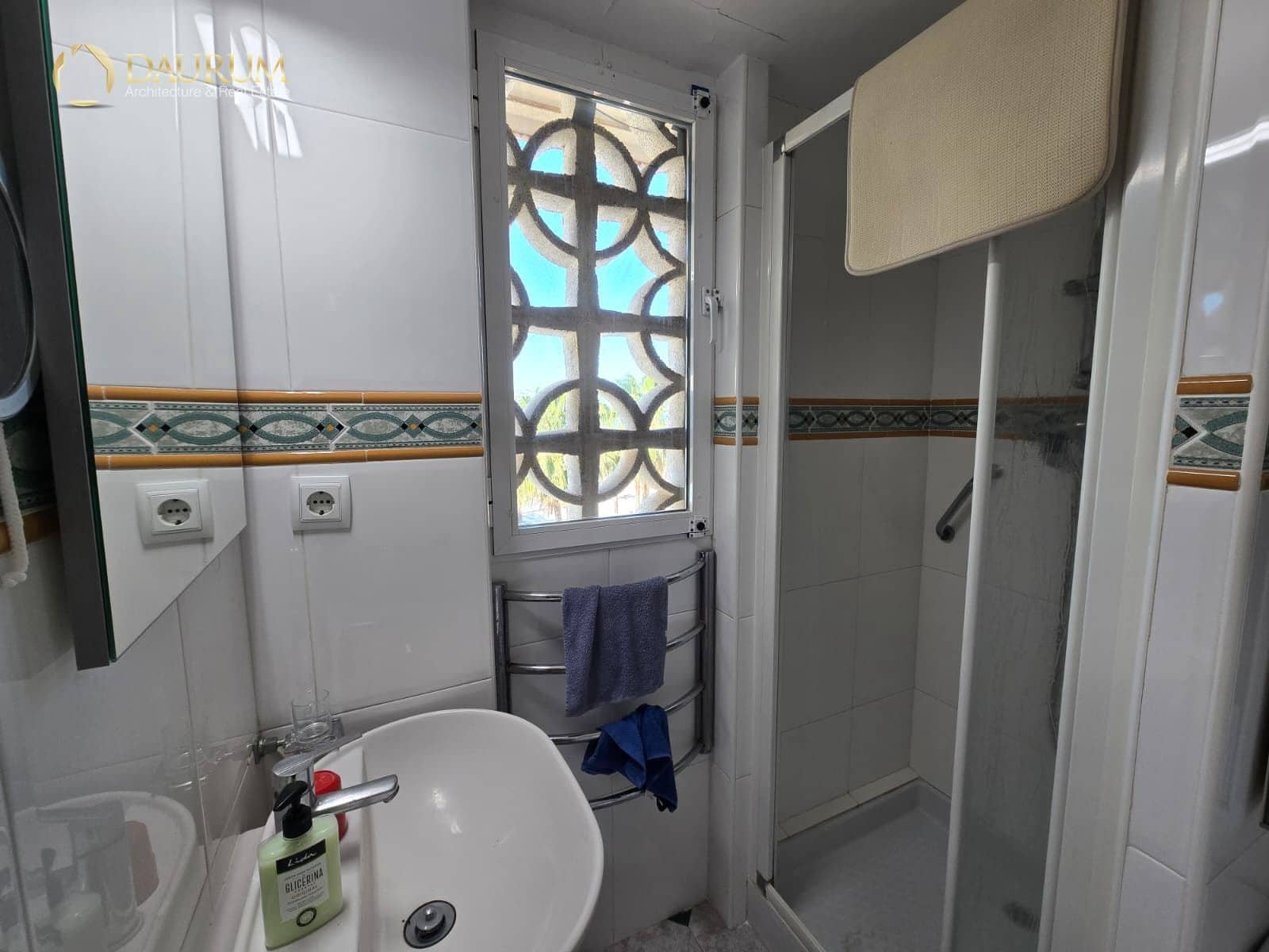2 bedroom Flat for sale in Albir with garage - € 535,000 (Ref: 9860893)
