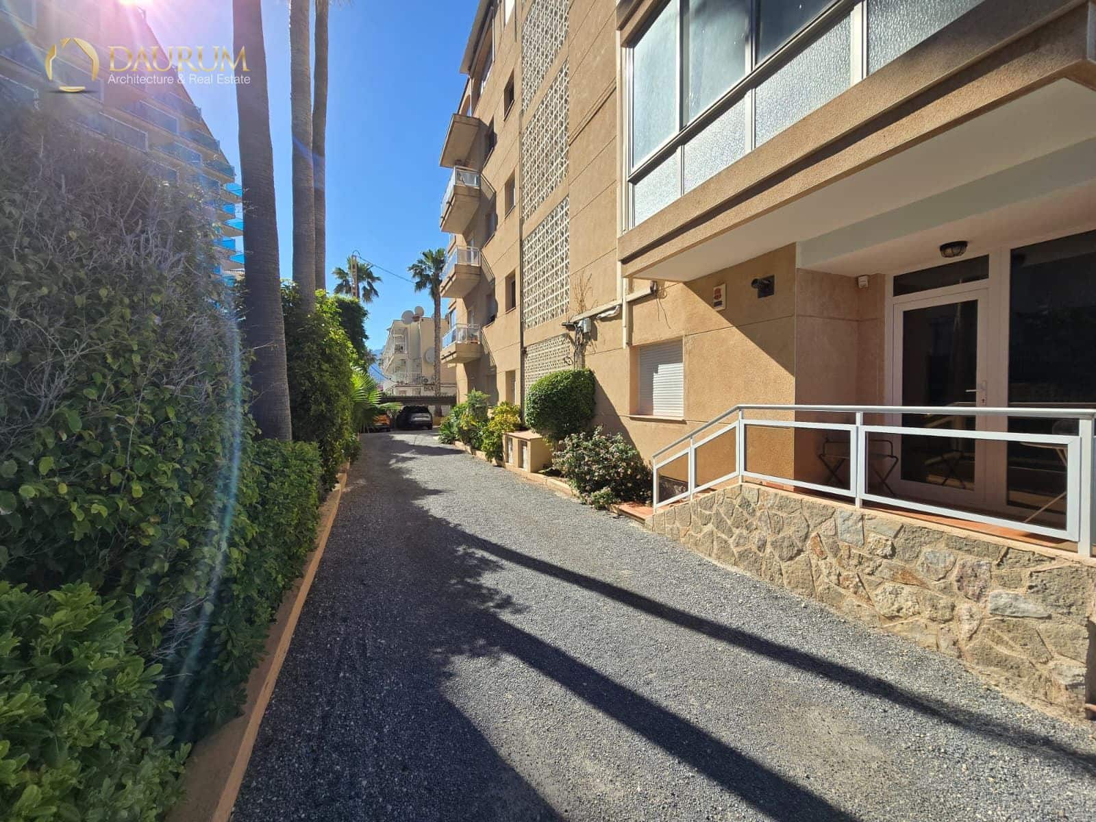 2 bedroom Flat for sale in Albir with garage - € 535,000 (Ref: 9860893)