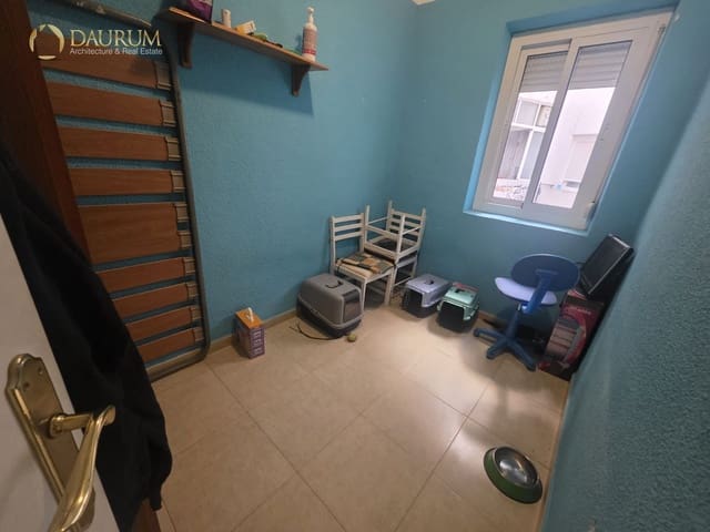 3 quarto Apartamento para venda em Carolinas Bajas, Alicante cidade - 180 000 € (Ref: 9861231)