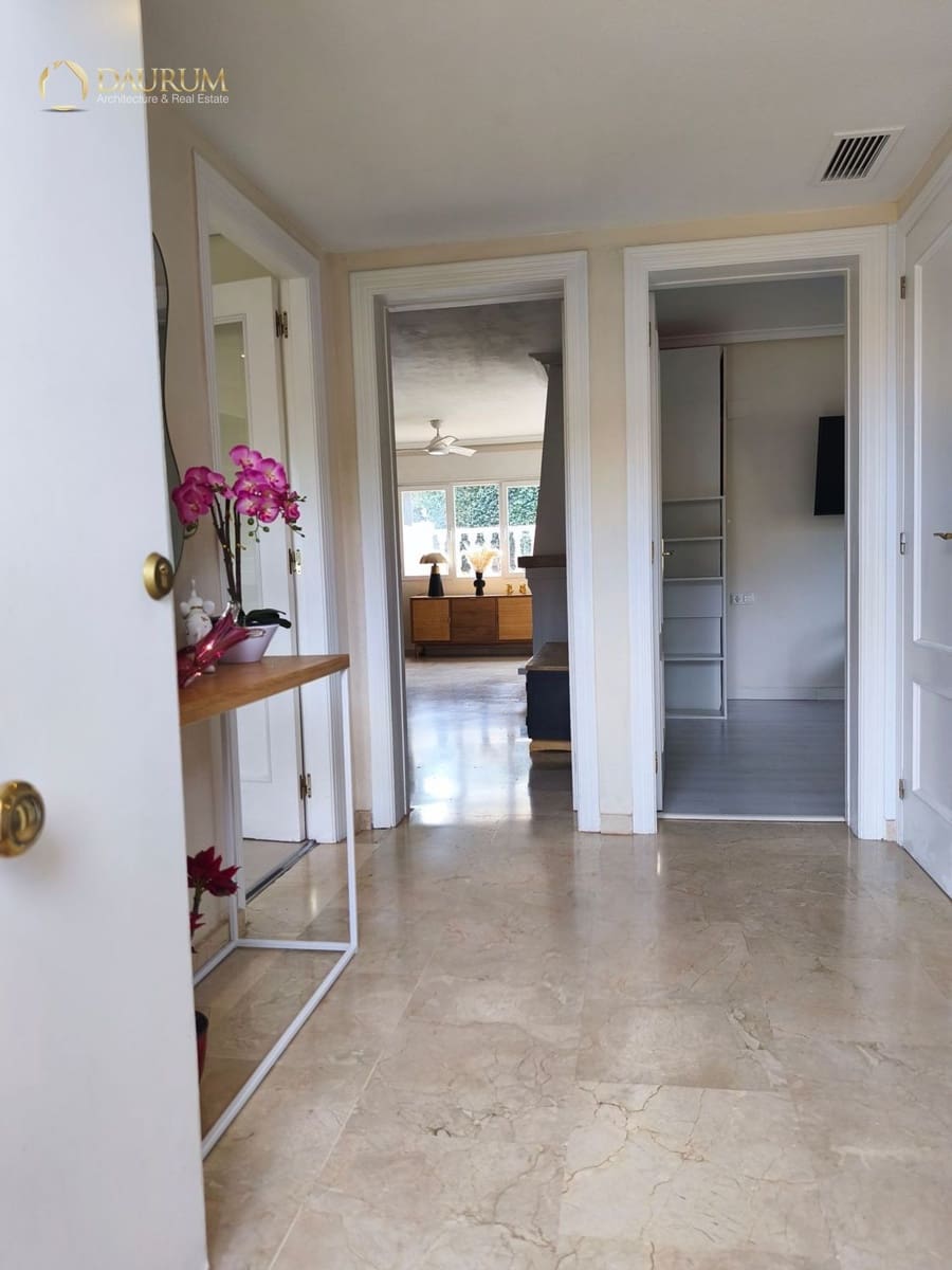 4 slaapkamer Villa te koop in La Nucia met zwembad garage - € 598.000 (Ref: 9863506)