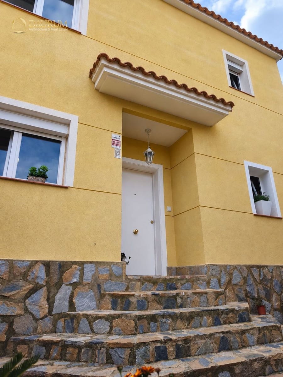 4 slaapkamer Villa te koop in La Nucia met zwembad garage - € 598.000 (Ref: 9863506)