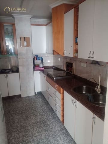 4 quarto Moradia para venda em San Vicente / Sant Vicent del Raspeig com piscina garagem - 450 000 € (Ref: 9865585)