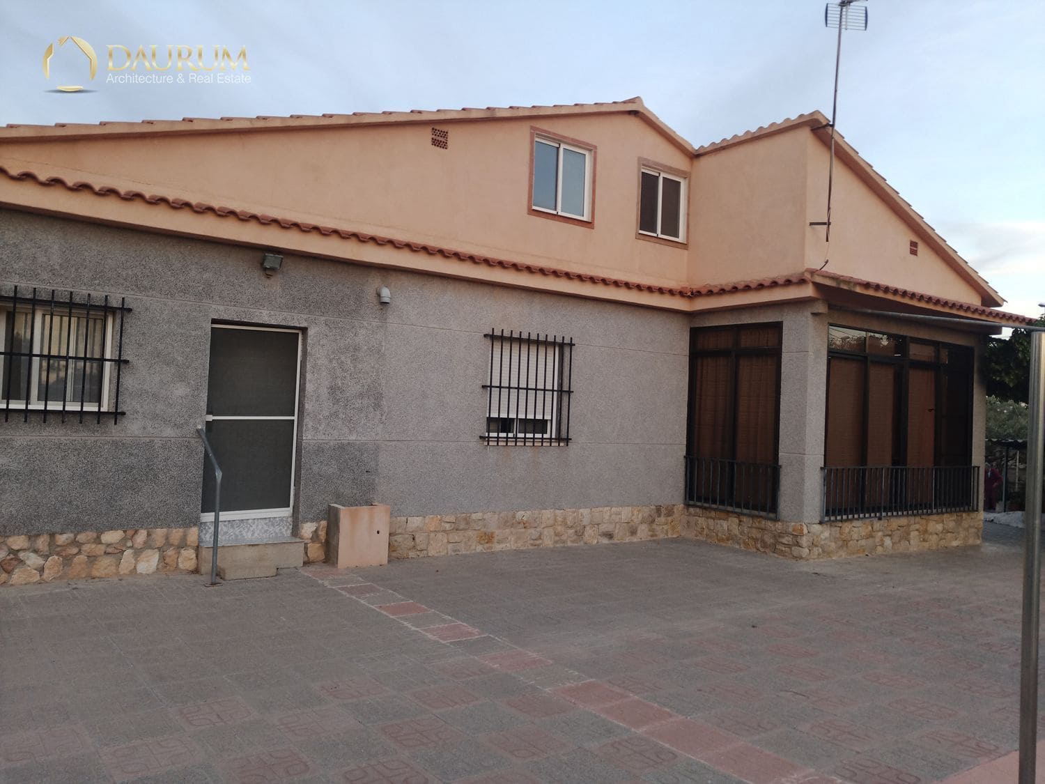 4 bedroom Villa for sale in San Vicente / Sant Vicent del Raspeig with pool garage - € 450,000 (Ref: 9865585)