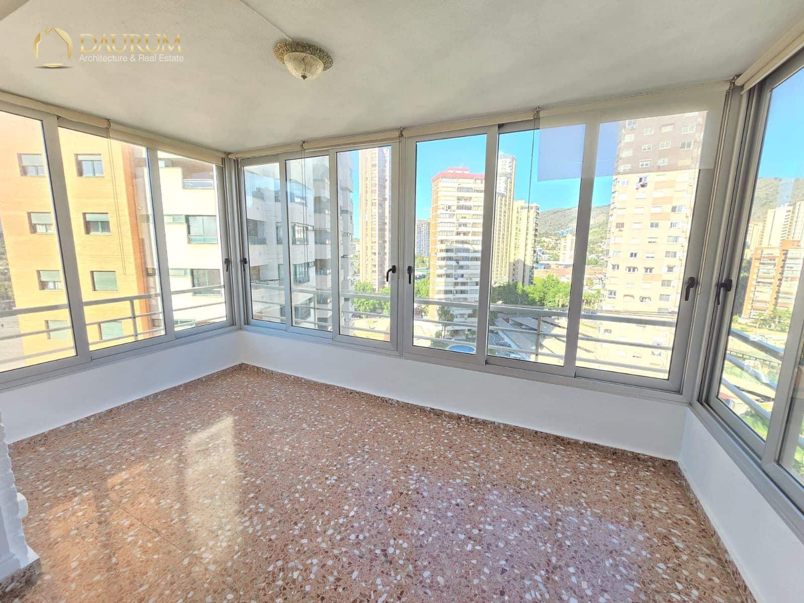 3 chambre Appartement à vendre à Benidorm avec piscine garage - 275 000 € (Ref: 9866011)