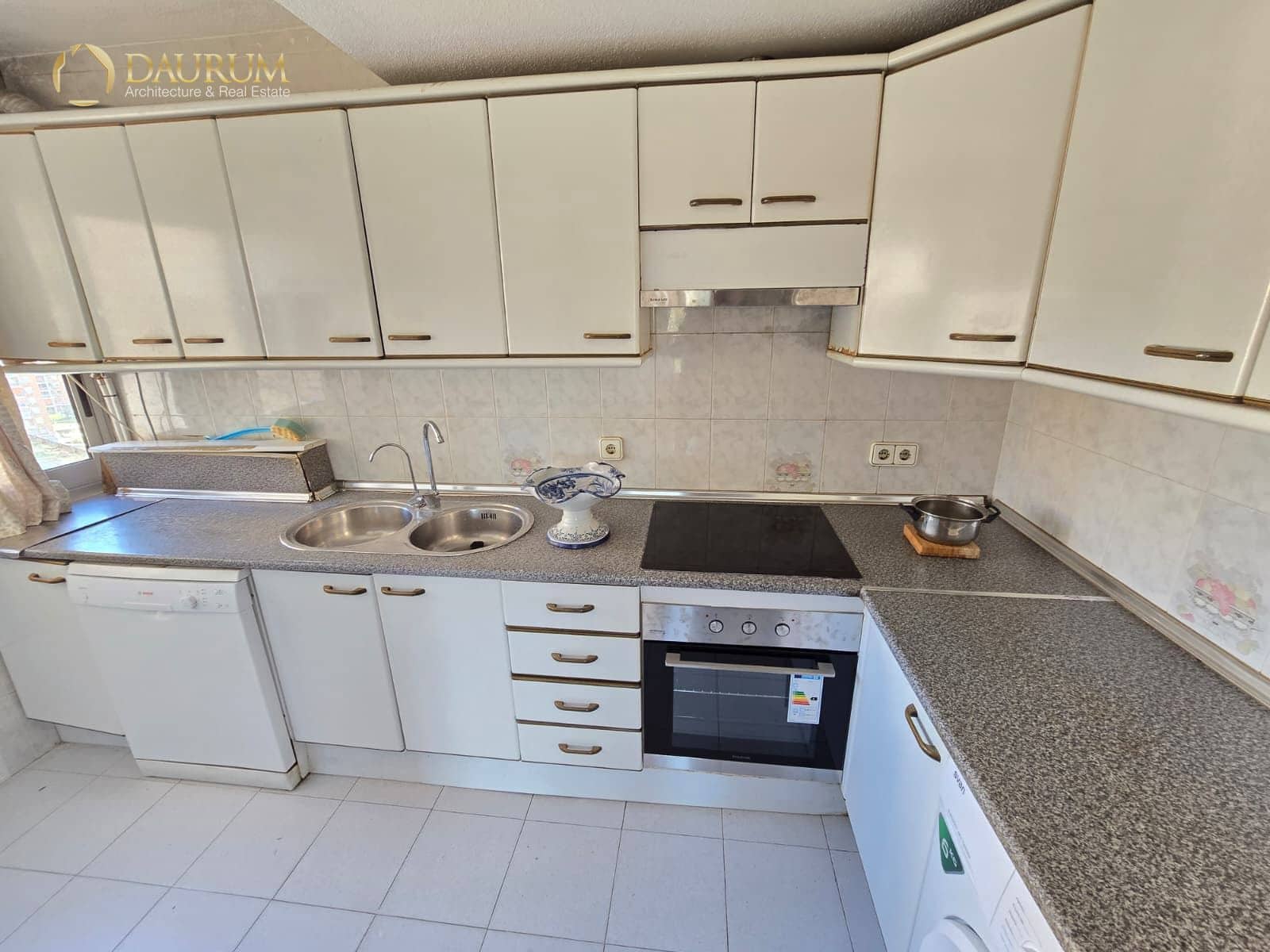 3 chambre Appartement à vendre à Benidorm avec piscine garage - 275 000 € (Ref: 9866011)