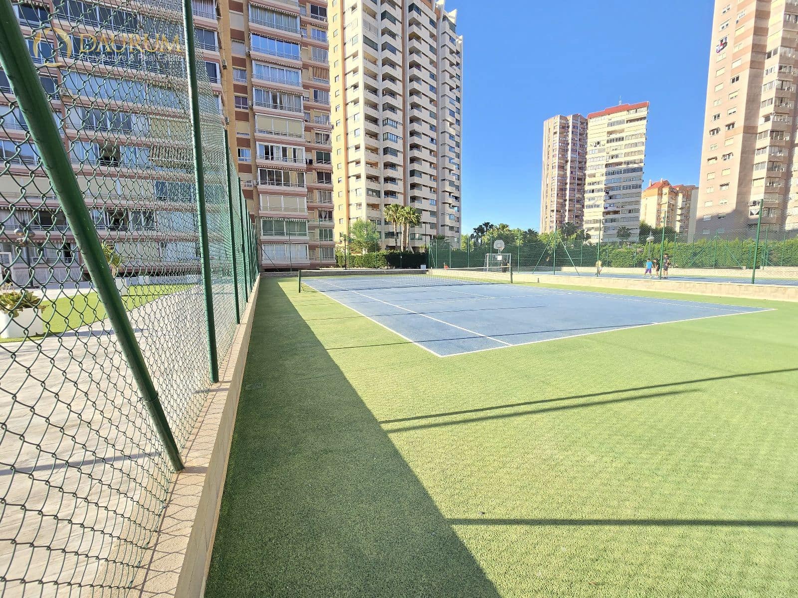 3 chambre Appartement à vendre à Benidorm avec piscine garage - 275 000 € (Ref: 9866011)
