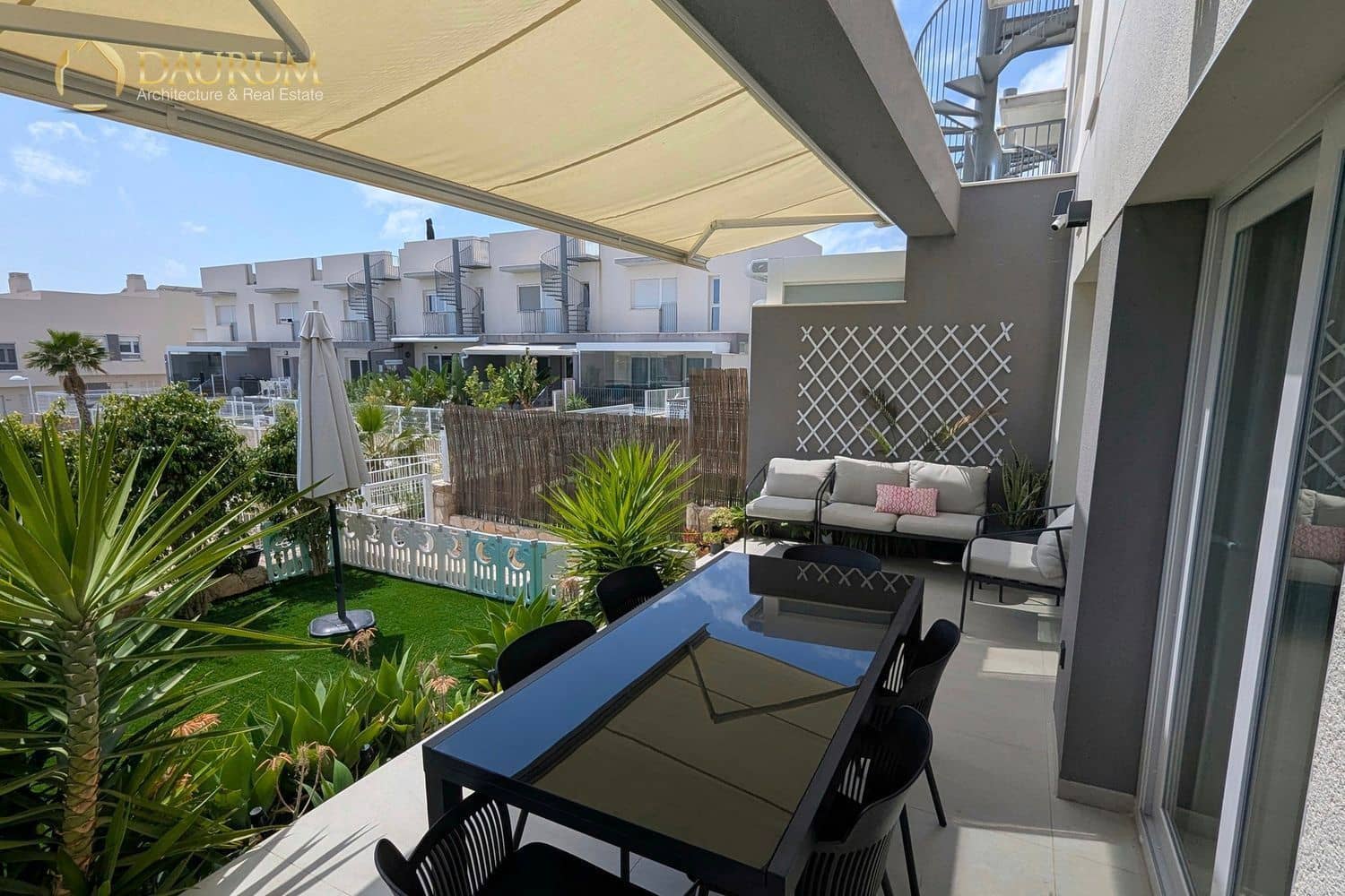 3 bedroom Townhouse for sale in Monforte del Cid with pool garage - € 314,990 (Ref: 9867736)