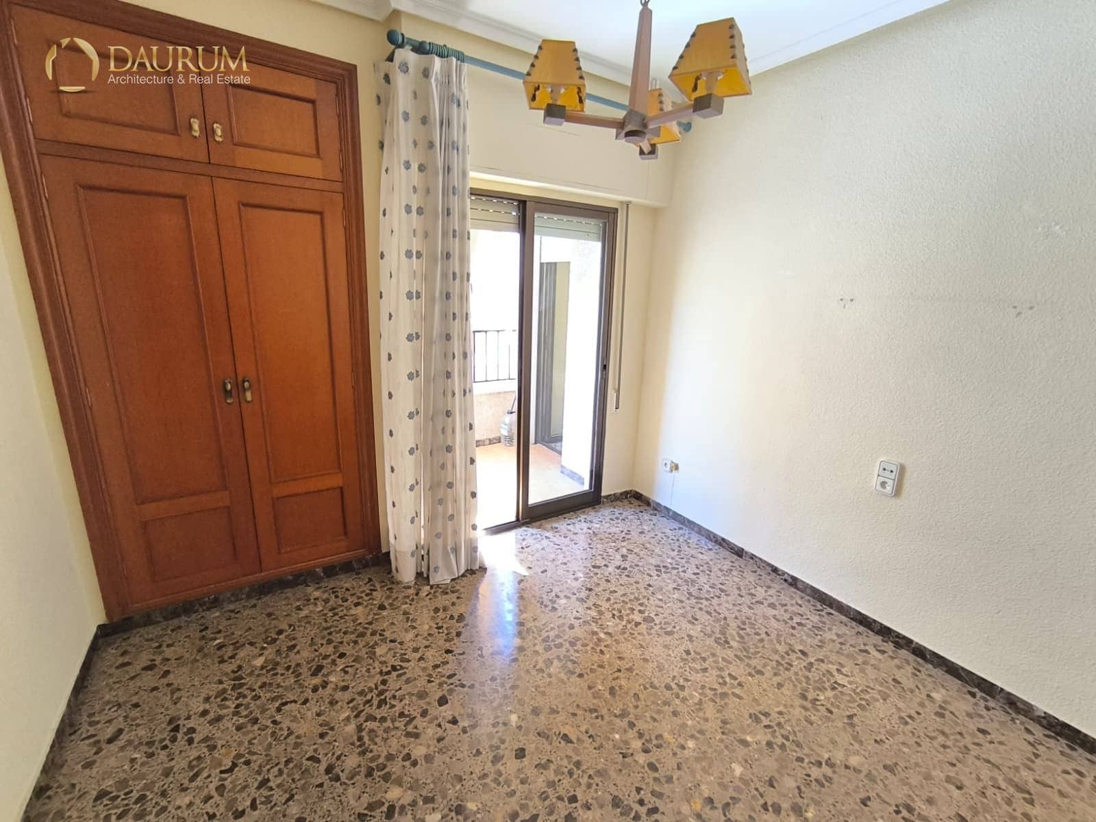 3 slaapkamer Flat te koop in Elche / Elx - € 162.000 (Ref: 9874323)