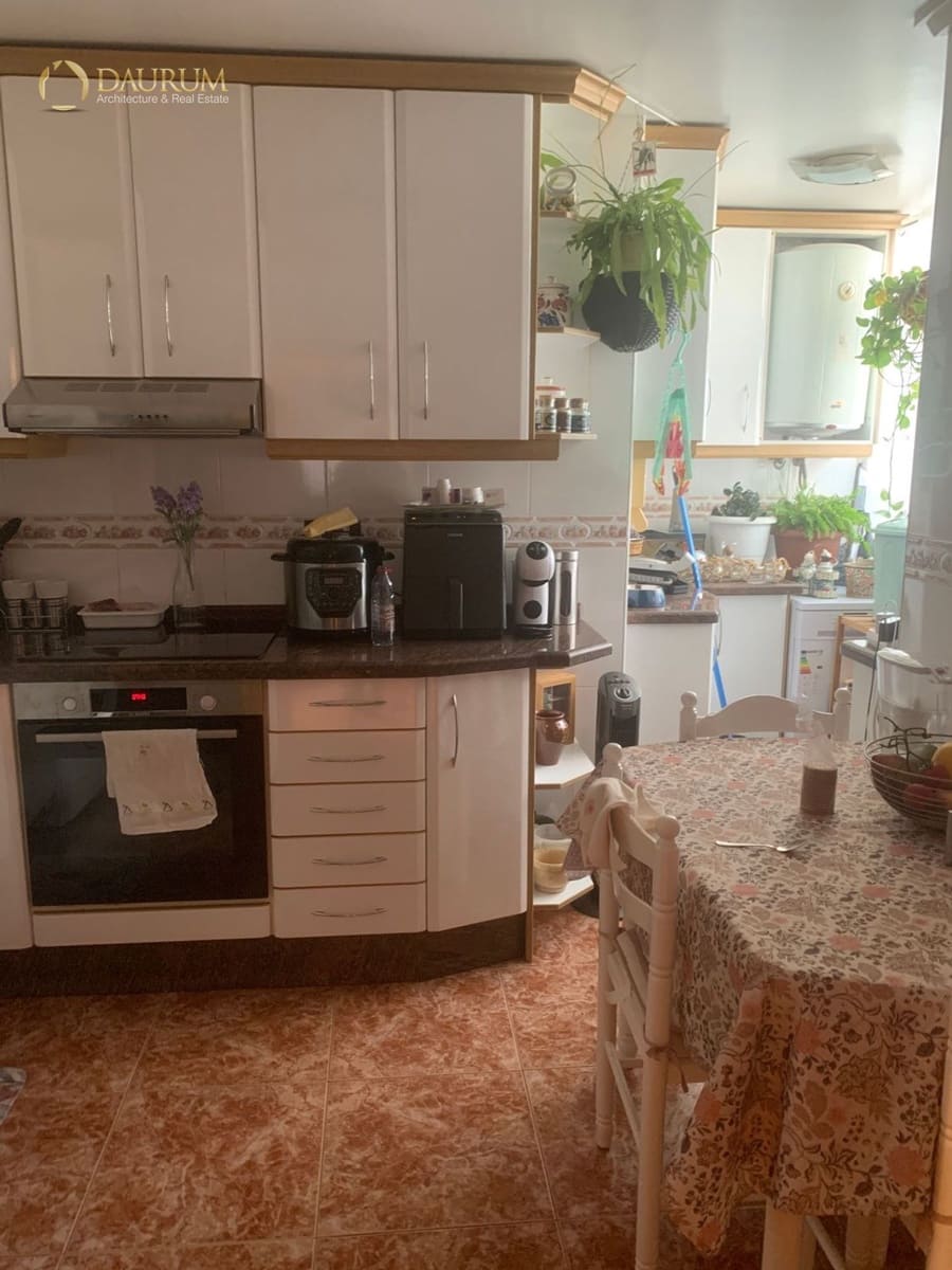 3 quarto Apartamento para venda em Alicante cidade - 150 000 € (Ref: 9882505)