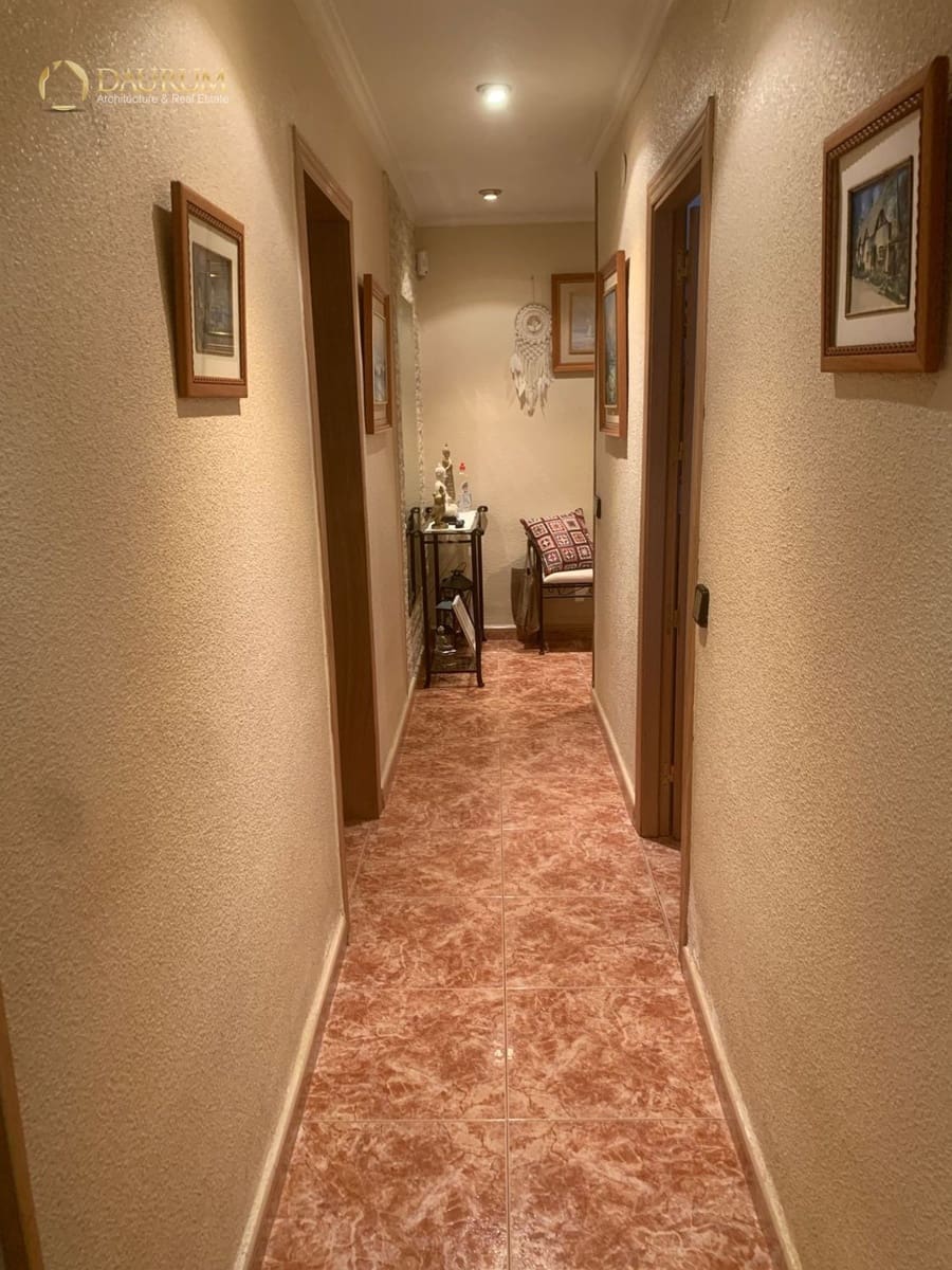 3 quarto Apartamento para venda em Alicante cidade - 150 000 € (Ref: 9882505)