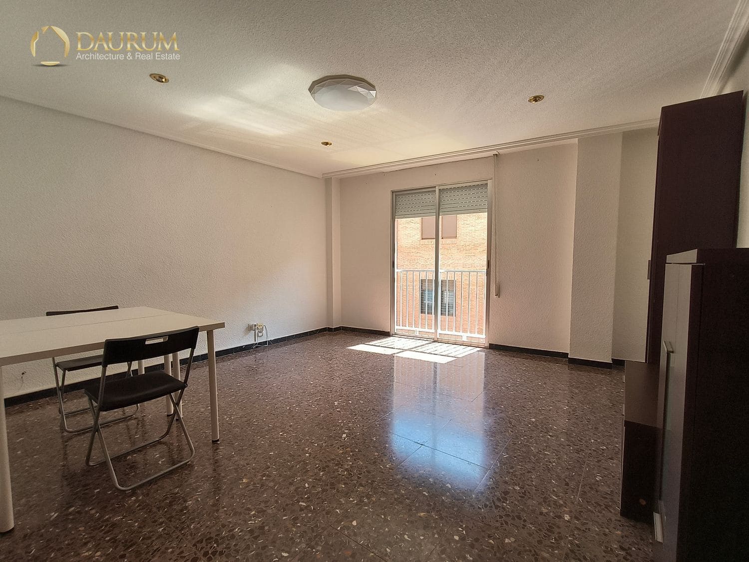 4 bedroom Flat for sale in Elche / Elx - € 195,000 (Ref: 9889232)