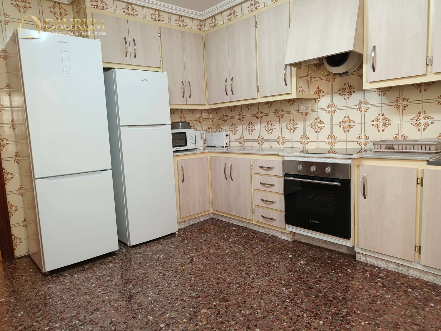 4 bedroom Flat for sale in Elche / Elx - € 195,000 (Ref: 9889232)