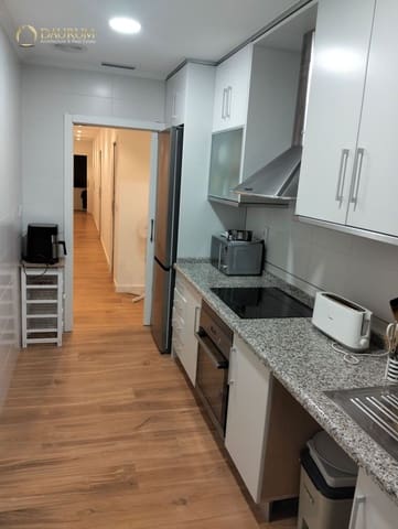 3 soveværelse Lejlighed til salg i Pont Nou - Corazón de Jesús, Elche / Elx - € 190.000 (Ref: 9889492)