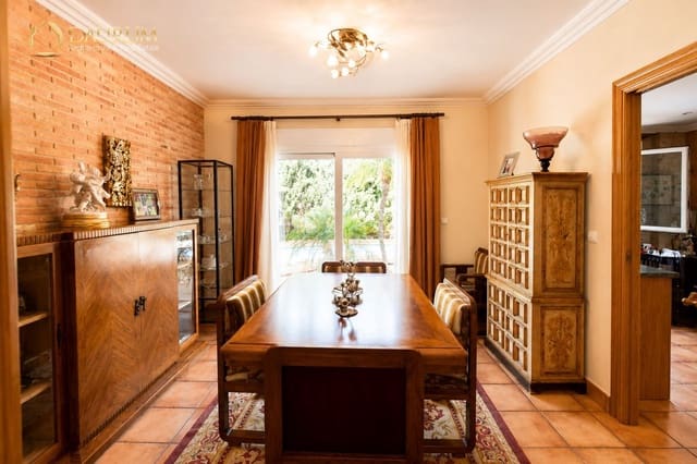 6 chambre Villa/Maison à vendre à Muchamiel / Mutxamel avec piscine garage - 595 000 € (Ref: 9891014)