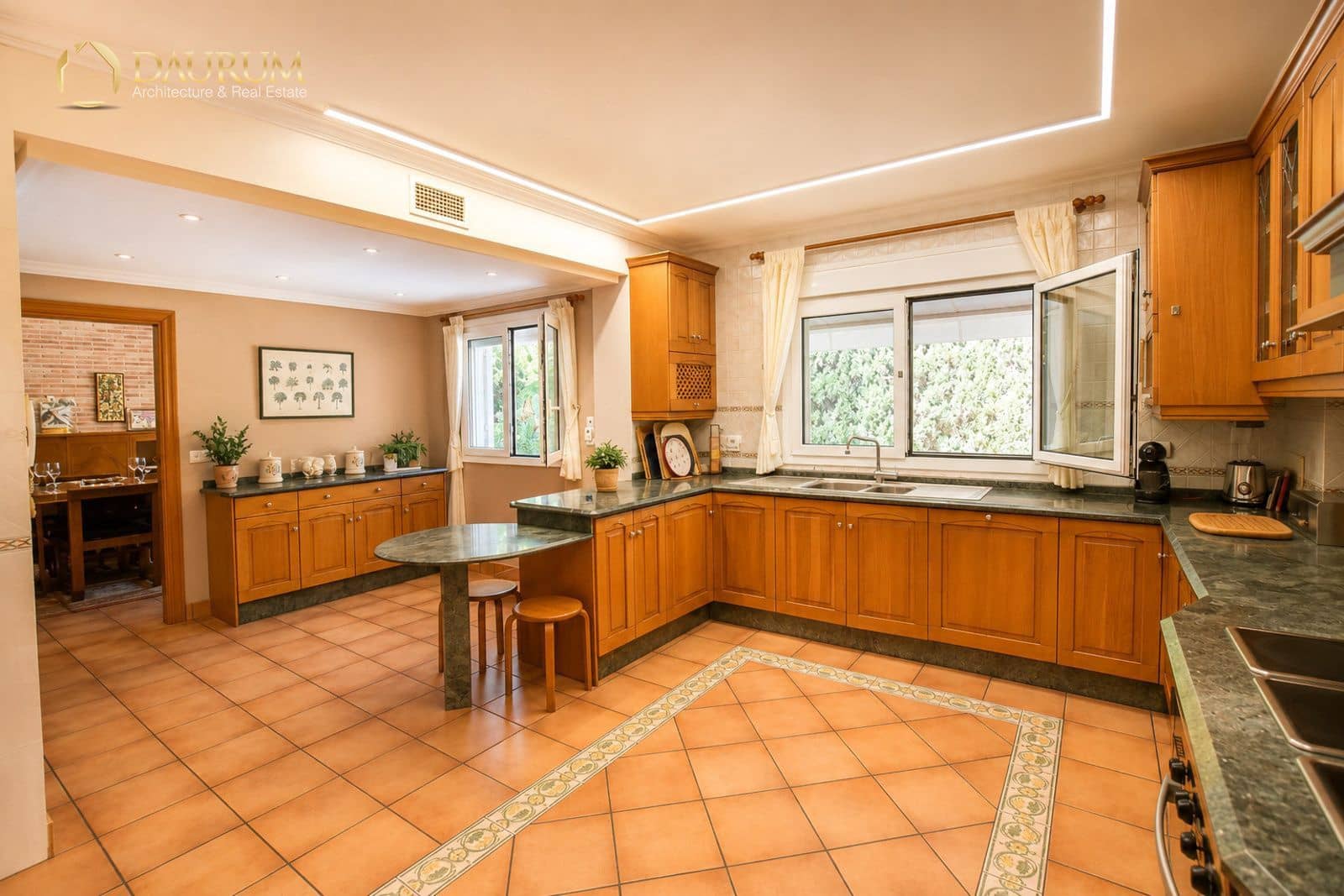 6 chambre Villa/Maison à vendre à Muchamiel / Mutxamel avec piscine garage - 595 000 € (Ref: 9891014)