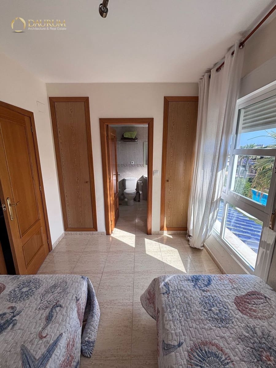 5 slaapkamer Huis te koop in Alicante stad met zwembad garage - € 695.000 (Ref: 9891114)