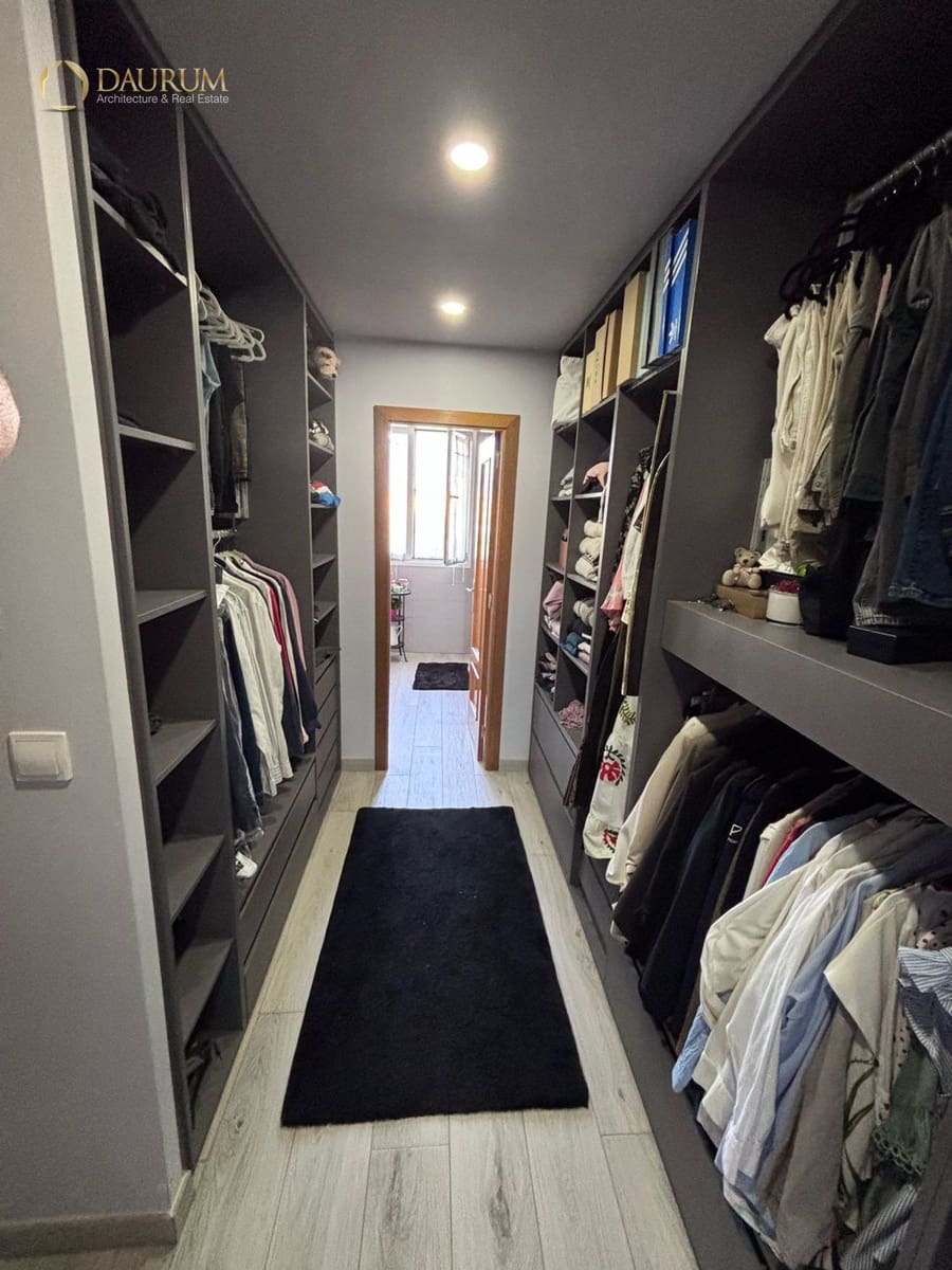 5 slaapkamer Huis te koop in Alicante stad met zwembad garage - € 695.000 (Ref: 9891114)