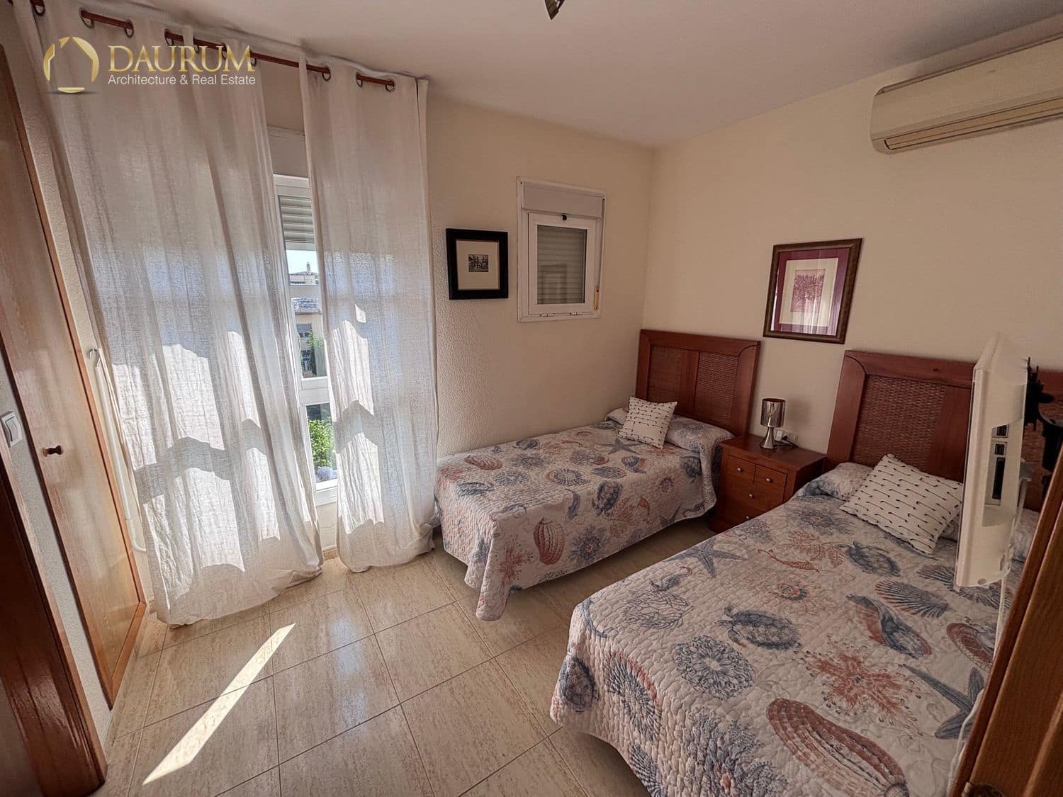 5 slaapkamer Huis te koop in Alicante stad met zwembad garage - € 695.000 (Ref: 9891114)