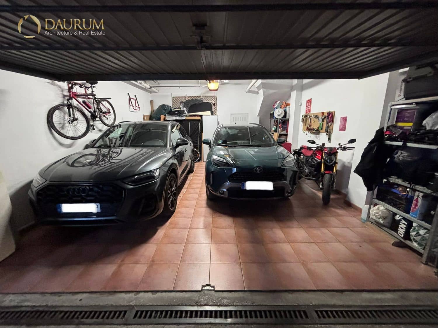 5 slaapkamer Huis te koop in Alicante stad met zwembad garage - € 695.000 (Ref: 9891114)