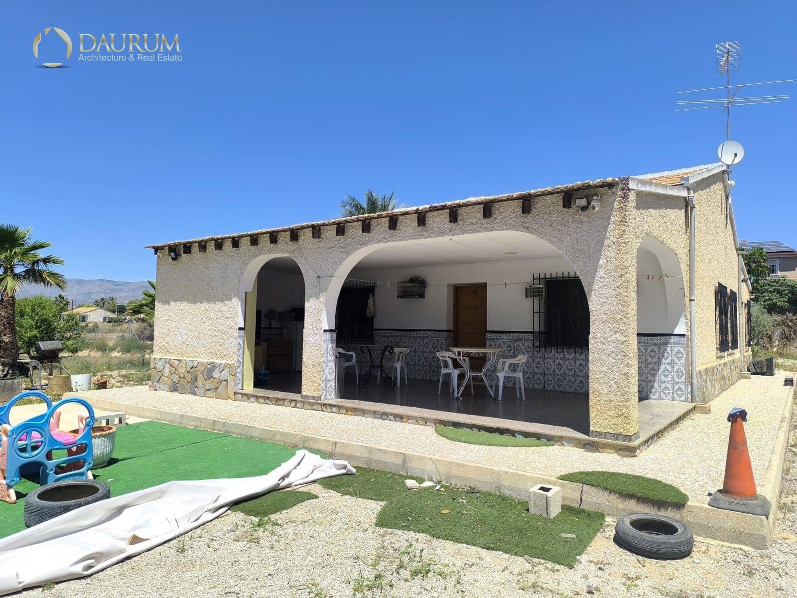4 soverom Villa til salgs i Elche / Elx med garasje - € 258 000 (Ref: 9891115)