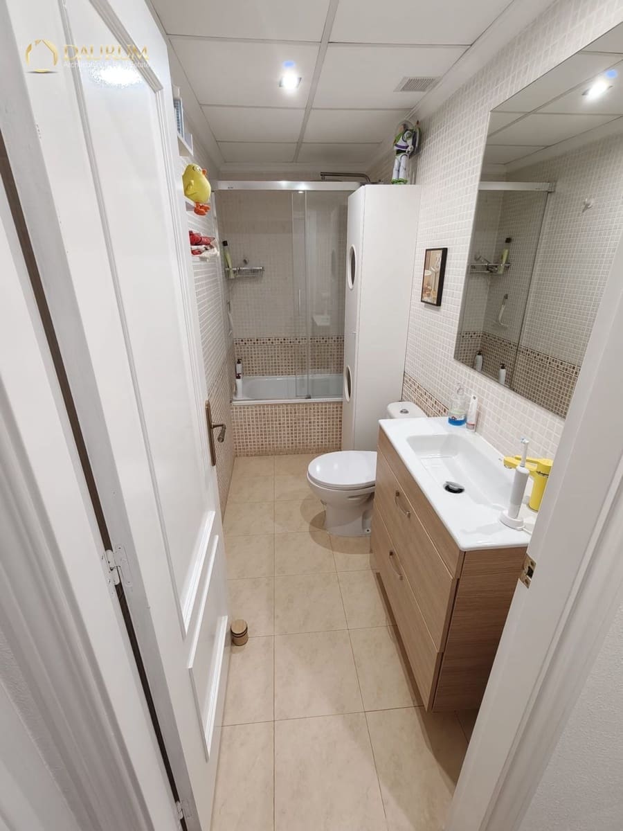 2 soverom Leilighet til salgs i San Vicente / Sant Vicent del Raspeig med garasje - € 180 000 (Ref: 9892885)