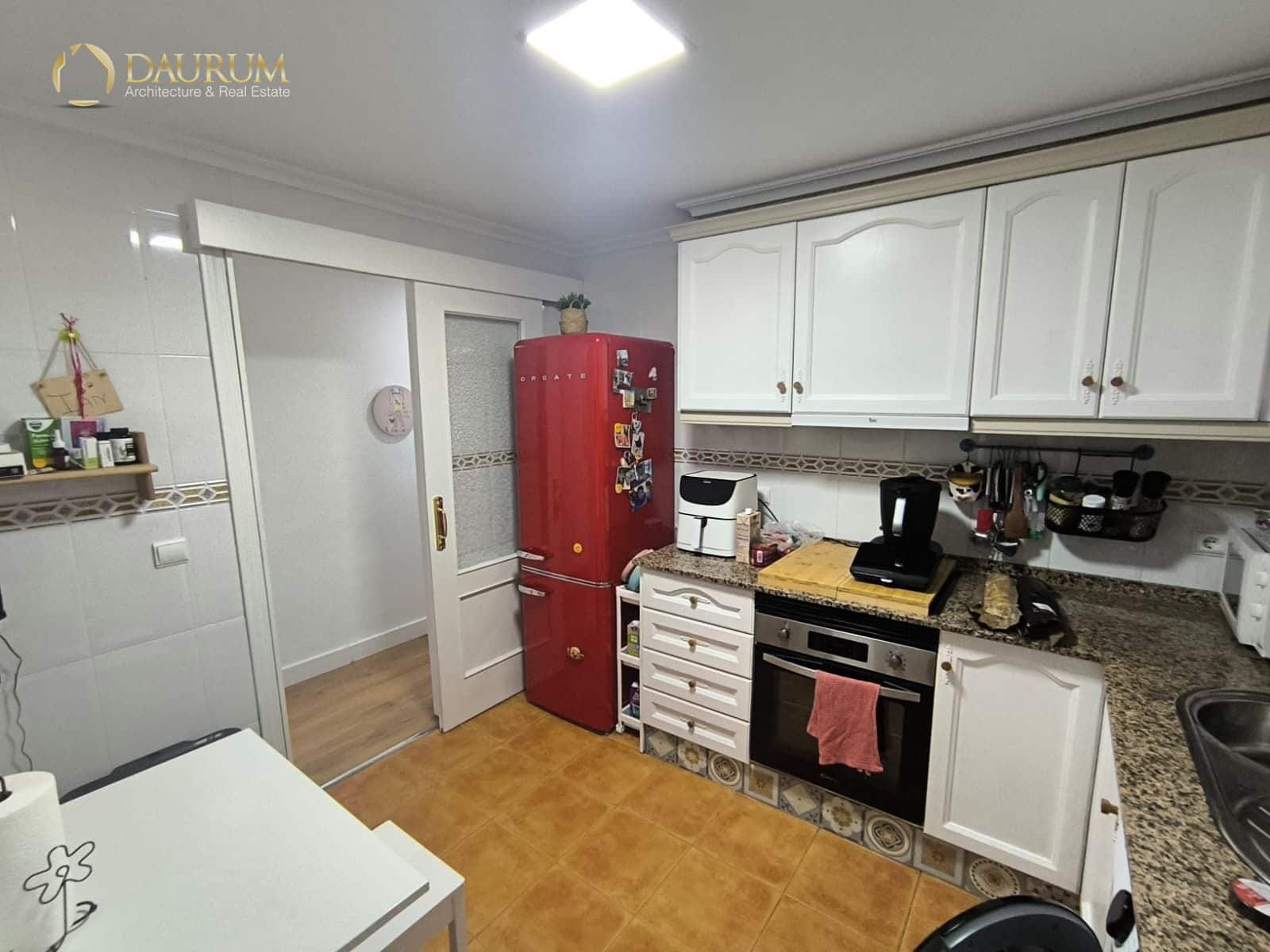 2 soverom Leilighet til salgs i San Vicente / Sant Vicent del Raspeig med garasje - € 180 000 (Ref: 9892885)