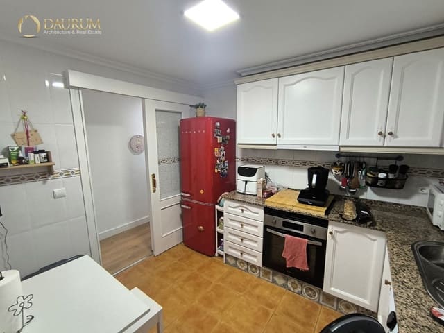 2 soverom Leilighet til salgs i San Vicente / Sant Vicent del Raspeig med garasje - € 180 000 (Ref: 9892885)