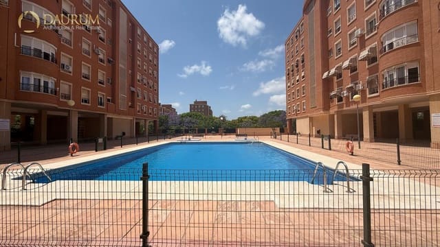 3 Zimmer Wohnung zu verkaufen in Alicante / Alacant Stadt mit Pool Garage - 260.000 € (Ref: 9892886)