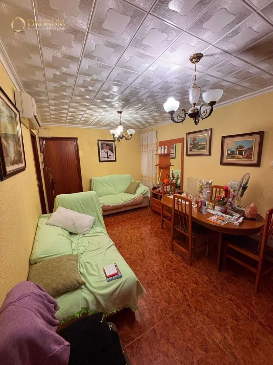 Piso de 2 habitaciones en Alicante / Alacant ciudad en venta - 115.000 € (Ref: 9893020)